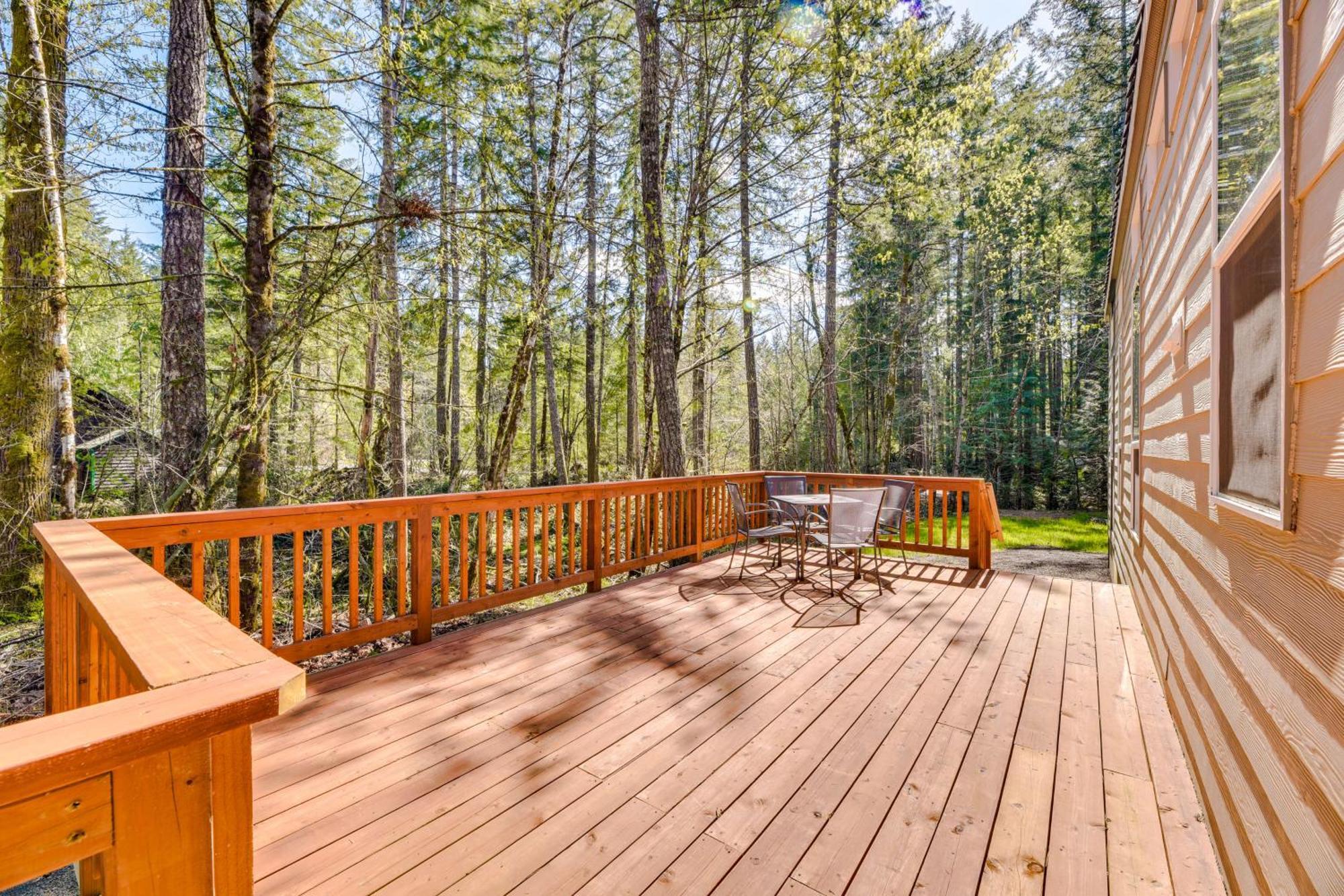 Hoodsport Vacation Rental With Private Lake Access! Extérieur photo